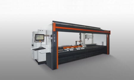 CNC töötlemiskeskus pakub lahenduse kus alumiiniumprofiilide töötlemine ja freesimine on täpne ning metallitööstus saab kindla kvaliteedi ja töökindluse