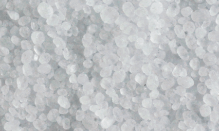 Puhastussooda sobib pindade töötlemiseks ja töödeks nagu haaveldusmaterjal soodaprits ning värvieemaldus pakkudes ohutut ja tõhusat puhastuslahendust